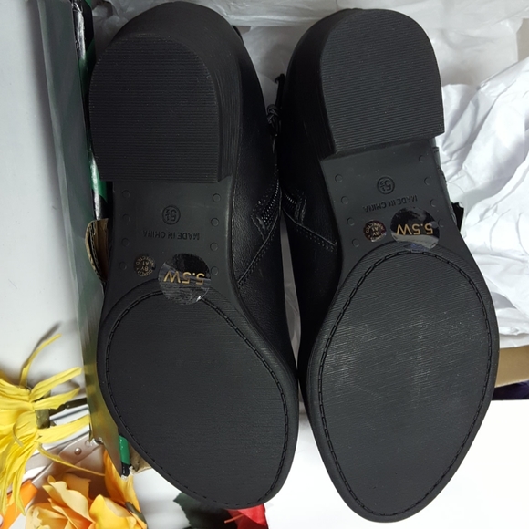 💥SALE💥NIB WOMENS A.N.A black memory foam booties - Picture 7 of 8